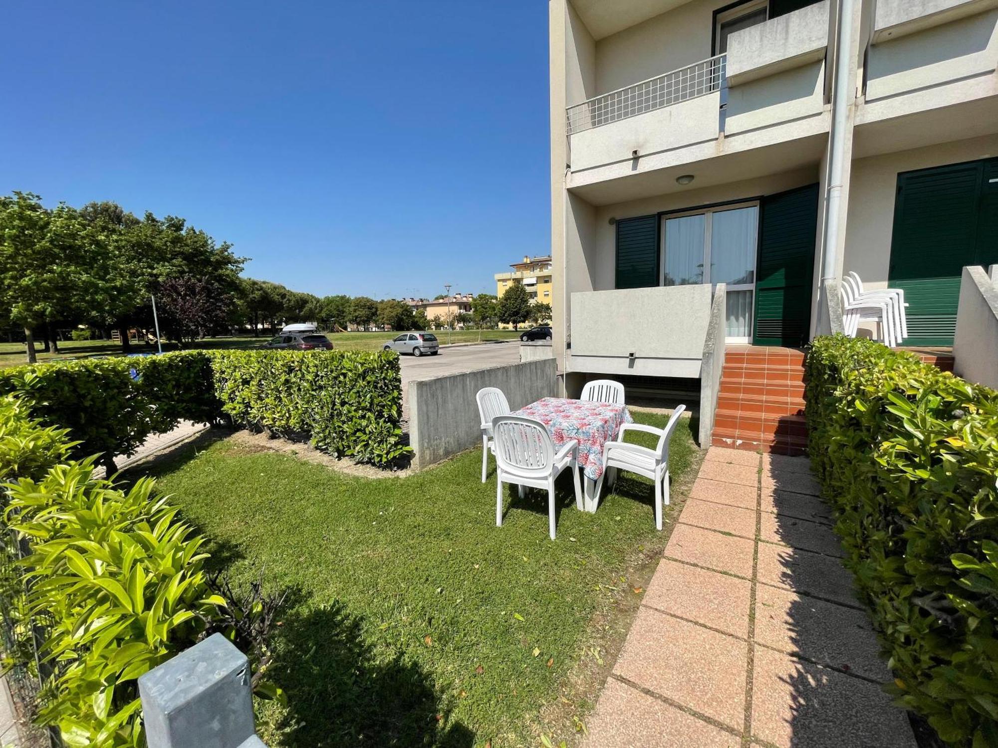 Villaggio Luna Swimmingpool- Agenzia Cocal Caorle Extérieur photo