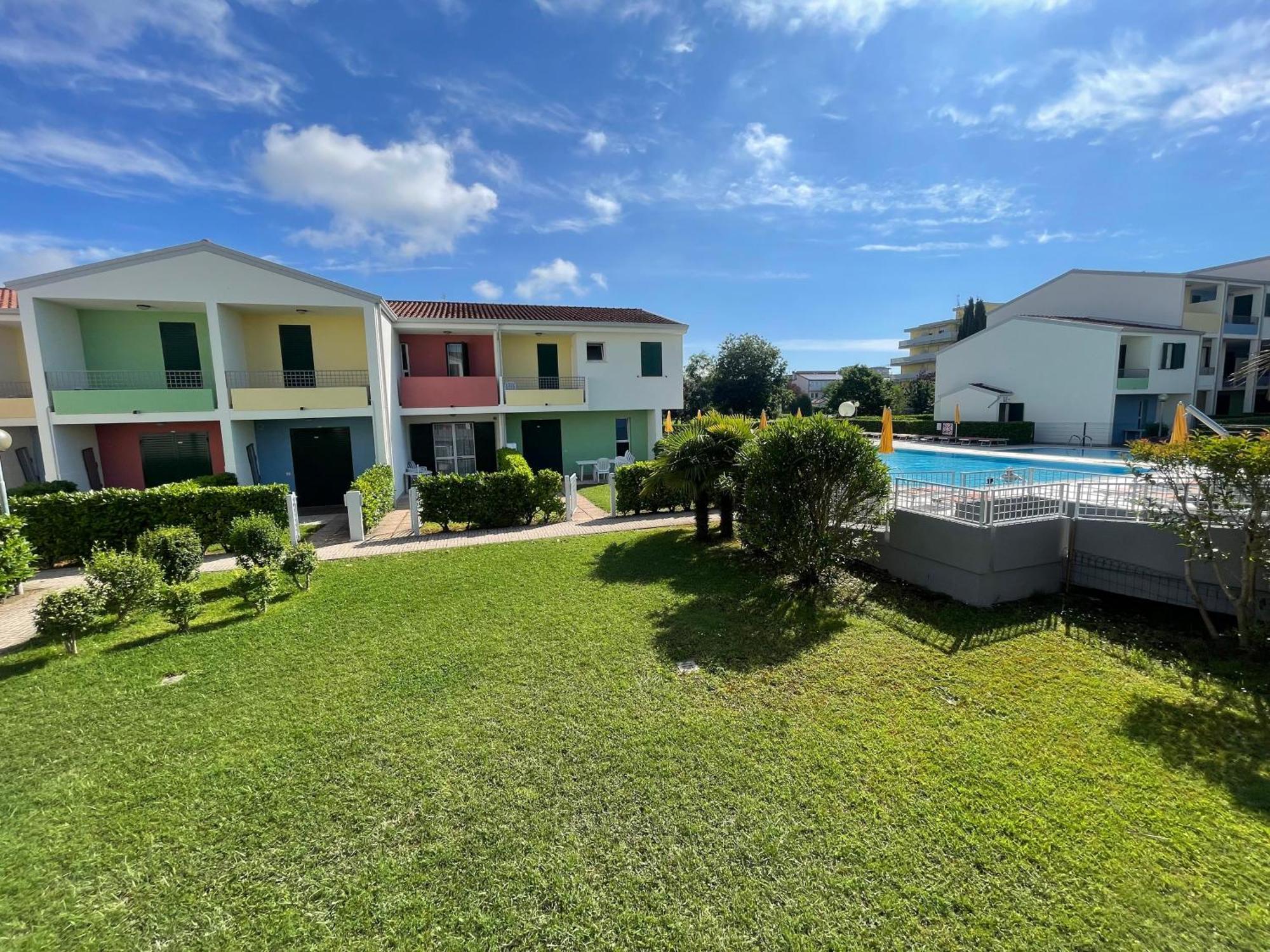 Villaggio Luna Swimmingpool- Agenzia Cocal Caorle Extérieur photo